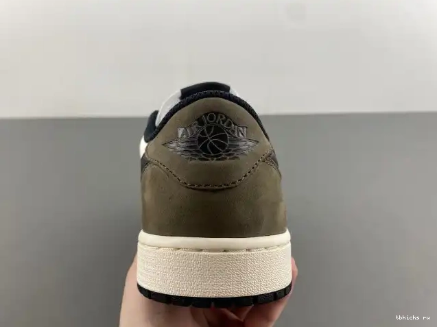 Rep TB CZ0790-102 1 Mocha Air Jordan Low OG 0421